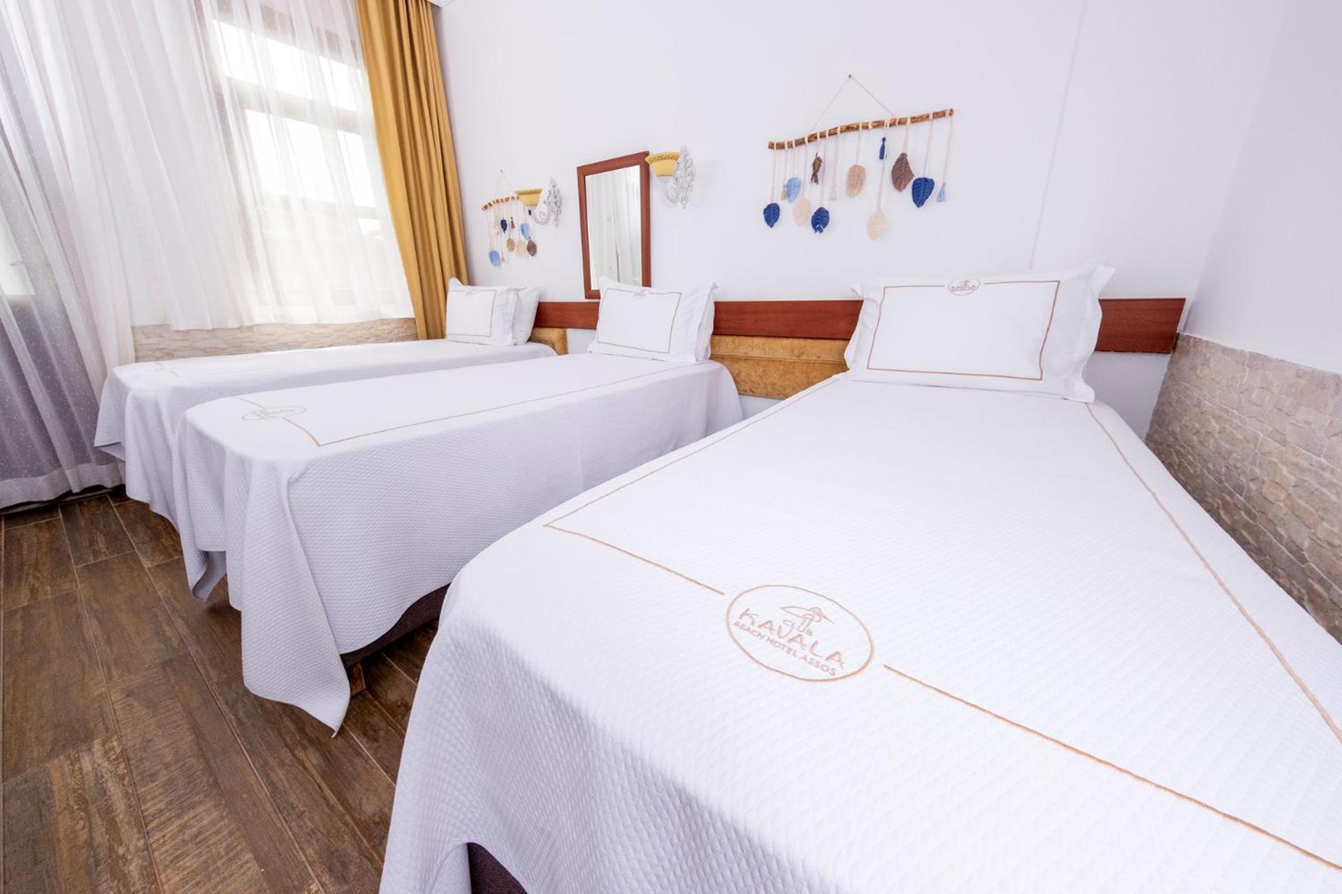 Club Kavala Beach Hotel Assos Exterior photo